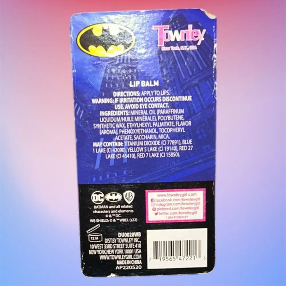 New  Batman Flavored Lip Balm Blueberry and Bubble Gum Factory Sealed